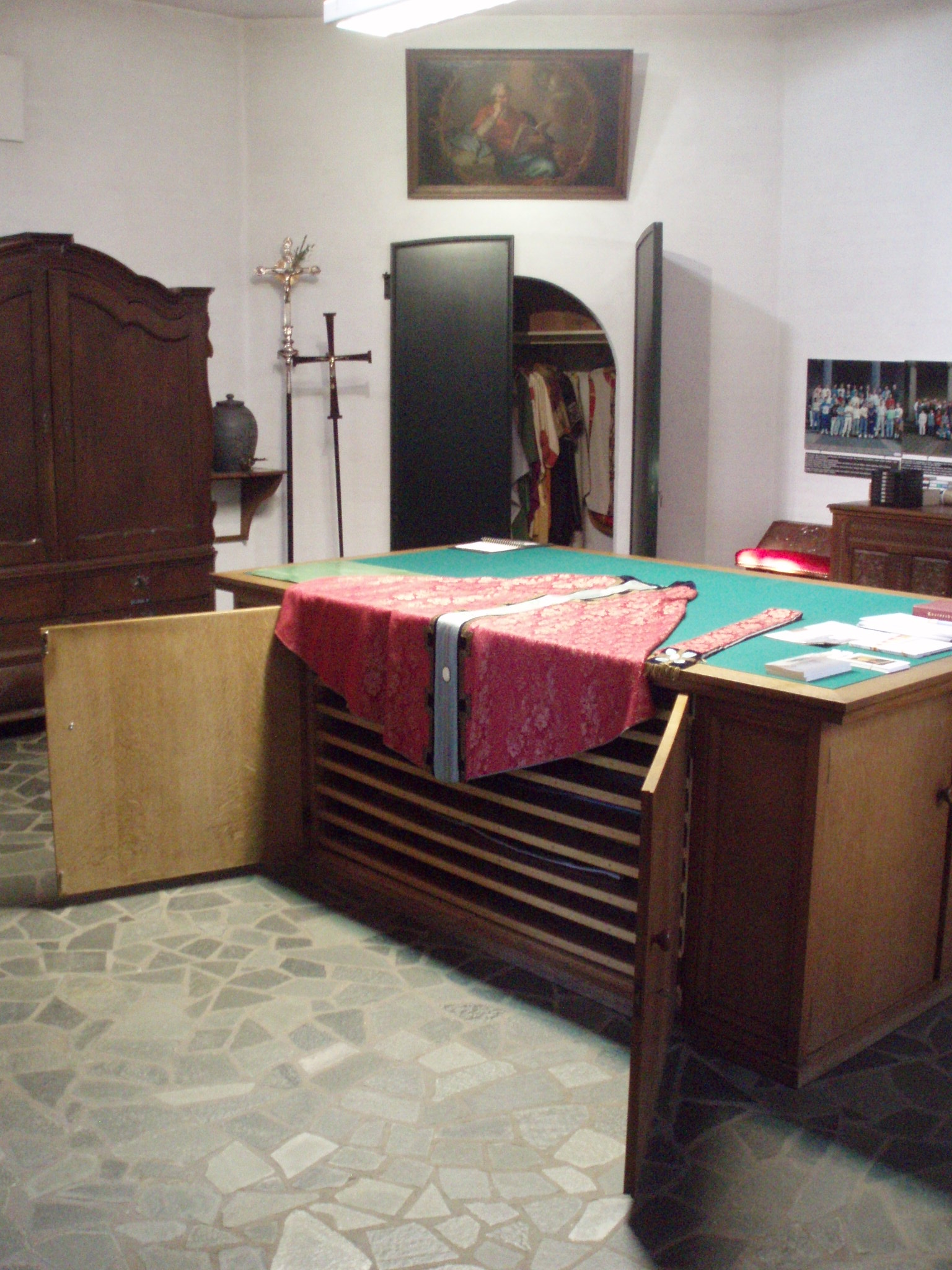 Sacristy Gennep